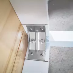 HOMCOM Four-Seater Farmhouse-Style Wooden Table - 9