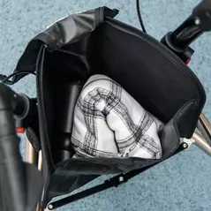 HOMCOM 3 Wheel Rollator, Lightweight Aluminium Tri Walker with Adjustable Handle, Storage Bag and Dual Brakes, Folding Mobility Walking Aid for Elderly, Handicapped, 5.3kg, Gold Tone - 8