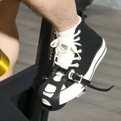 HOMCOM Exercise Bike, Indoor Cycling, with LCD Display, Heart Rate, Sensor - Black and Orange - 8