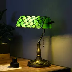 HOMCOM Stained Glass Table Lamp, Vintage Lamp with Green Handmade Shade, Metal Base, Antique Bedside Lamp for Bedroom Living Room Home Decoration - 2