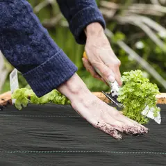 Outsunny 2m x 90m Weed Control Membrane, Heavy Duty Weed Control Barrier Fabric, 90gsm Ground Cover for Patios, Garden, Flower beds, Landscaping - 8