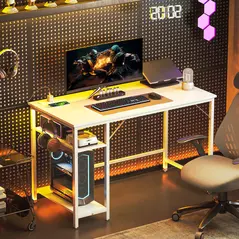 HOMCOM Computer Desk, with Power Sockets - White - 8