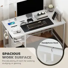 HOMCOM Computer Desk, with Power Sockets - White - 5