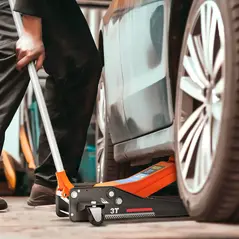 HOMCOM 3 Ton Hydraulic Low-Profile Floor Jack, with 7.5-50.5cm Lifting Range, Wheels, Orange - 1