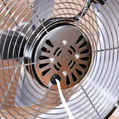 HOMCOM 10" 2-Speed Electric Table Desk Fan w/ Safety Guard Anti-Slip Feet Portable Personal Cooling Fan Home Office Bedroom White - 9