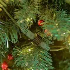 HOMCOM 7FT Prelit Artificial Pencil Christmas Tree with Warm White LED Light, Red Berry, Holiday Home Xmas Decoration, Green - 9