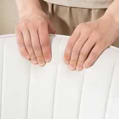 HOMCOM Velvet-Feel Office Chair with Adjustable Height and Wheels - Cream White - 9