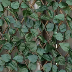 Outsunny 4 Pieces Expanding Trellis Fence, 2m x 1m Decorative Trellis with Artificial Leaves Garden Telescopic Hedge Privacy Screen Greenery Walls for Garden Balcony Home Decor - 8