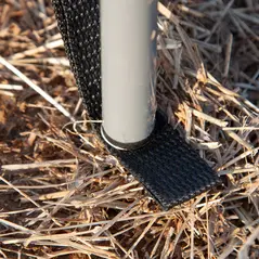 Outsunny 4 Pole Camping Windbreaks, Beach Wind Shield Shelter with Carry Bag and Steel Poles, Outdoor Caravan Privacy Shield, 540cm x 150cm, Grey and White - 8