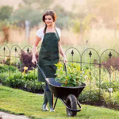 Outsunny Decorative Garden Fencing, 16PCs 44in x 25ft Outdoor Picket Fence Panels, Rustproof Metal Wire Landscape Flower Bed Border Edging, Black - 2