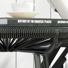 Outsunny Rattan Side Table, Round Outdoor Coffee Table, with Round PE Rattan and Tempered Glass Tabletop for Patio, Garden, Balcony, Black - 7