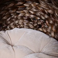 PawHut Wicker Cat Bed, Raised Rattan Cat Basket with Cylindrical Base, Soft Washable Cushion, 42 x 33 x 52cm - Brown - 9