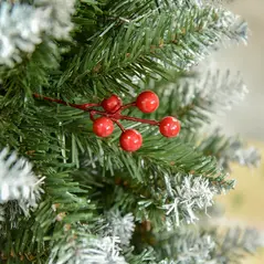 HOMCOM 5FT Artificial Christmas Tree Xmas Pencil Tree with Red Berries and Pinecones Holiday Home Indoor Decoration with Foldable Feet, Green - 9