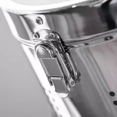 HOMCOM Industrial Style Adjustable Tripod Floor Lamp, Searchlight Lamp with Wooden Legs and Steel Lampshade, 110-155cm, Black - 8