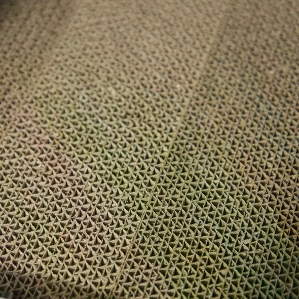 PawHut Wooden Cat Litter Box Enclosure & House with Nightstand/End Table Design, Scratcher, & Magnetic Doors, Grey - 9